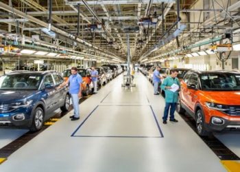 Volkswagen suspende produção no brasil