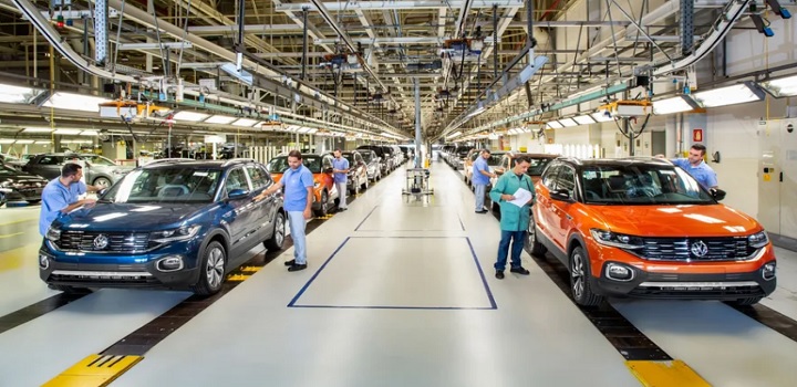Volkswagen suspende produção no brasil