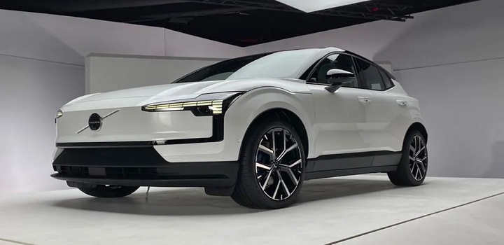 Volvo EX30 chegará ao Brasil como carro de luxo com preço de SUV elétrico de entrada