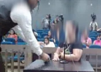 Advogado negro é retirado de audiência após oferecer copo de água a testemunha