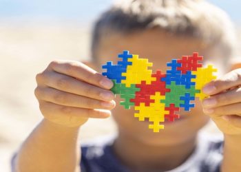 AGORA É LEI: ALTERADA POLÍTICA DE PROTEÇÃO DOS DIREITOS DA PESSOA COM TRANSTORNO DO ESPECTRO AUTISTA