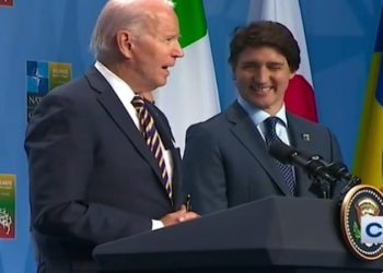 Biden comete gafe e chama Zelensky de “Vladimir” na cúpula da Otan