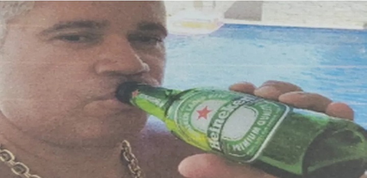 Maxwell Simões Correa, conhecido como Suel,