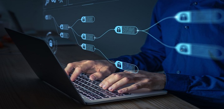 Governo considera cobrar ‘taxa de cibersegurança’ de quem usa a internet