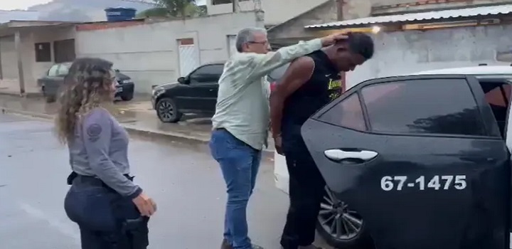 Pai de santo preso por estupro no RJ