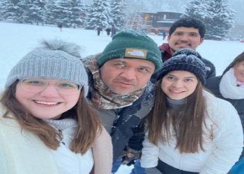 Família mexicana morreu em acidente de helicóptero no Himalaia