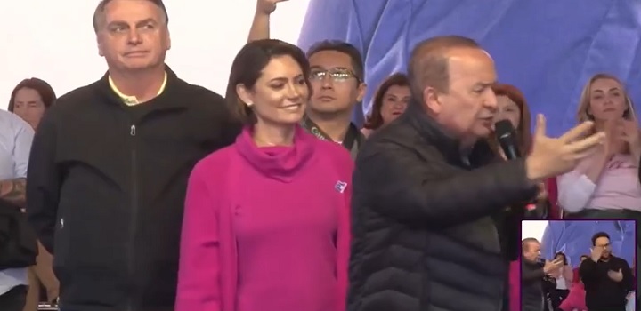 Michelle reclama de presença de Bolsonaro em evento do PL Mulher