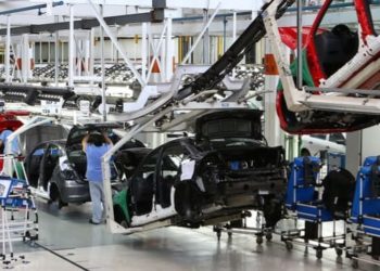 Montadora de carro no ABC paulista: Brasil precisa de novo ciclo de expansão econômica | Foto: EBC/Reprodução.