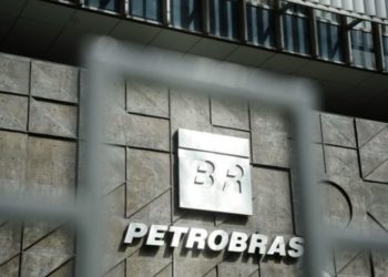 Petrobras: preços dos combustíveis seguindo o roteiro da Opep+
Petrobras: combustíveis com reajuste mesmo após o fim da PPI | Foto: EBC/Arquivo.