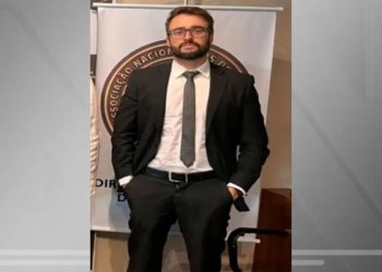 Delegado da PF Thiago Selling da Cunha é baleado na cabeça em operação no litoral de São Paulo