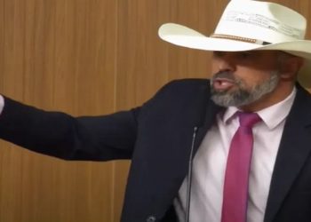 PF faz buscas contra o deputado estadual Amauri Ribeiro, suspeito de envolvimento nos atos golpistas