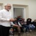 Teatro de Bolso recebe espetáculo de Artur Gomes de sexta-feira a domingo
