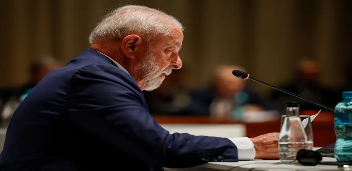 Lula assina MP e projeto sobre taxação de fundos de altíssima renda