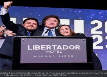 Dólar blue sobe 10% e títulos em queda de 12%: mercado argentino mostra primeiros efeitos da vitória de Milei