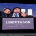 Dólar blue sobe 10% e títulos em queda de 12%: mercado argentino mostra primeiros efeitos da vitória de Milei
