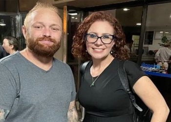 PF PRENDE HACKER DE CARLA ZAMBELLI