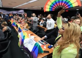 PL DEBATE SOBRE CASAMENTO GAY