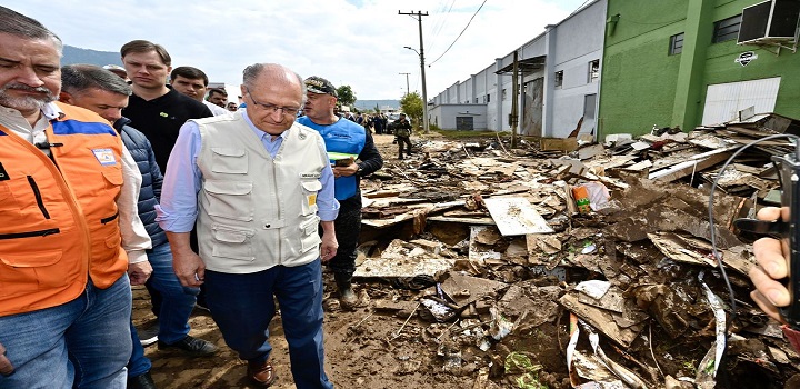 Governo federal anuncia R$ 741 milhões em recursos para cidades atingidas por ciclone no RS