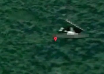 Britânico afirma que imagem no Google Maps é do avião da Malaysia Airlines, que sumiu em 2014