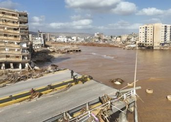 tempestade na libia