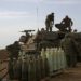 Israel lança ataque em larga escala contra o Hamas no 4º dia de conflito