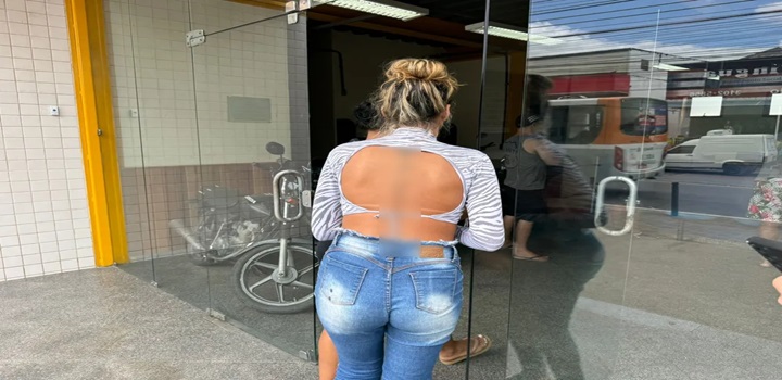 ADOLESCENTE ESTUPRADA EM NOVA IGUAÇU