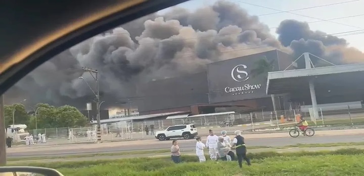 incendio na cacau show