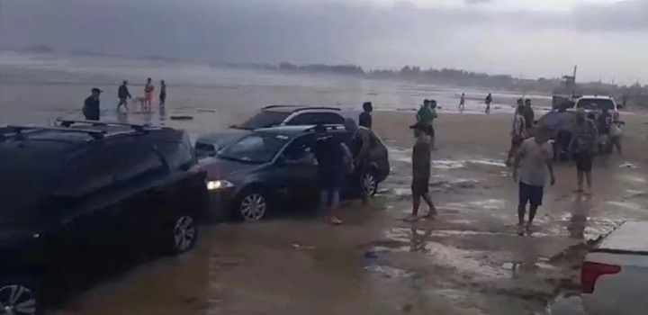 tsunami em laguna