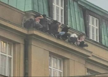 ATAQUE EM PRAGA