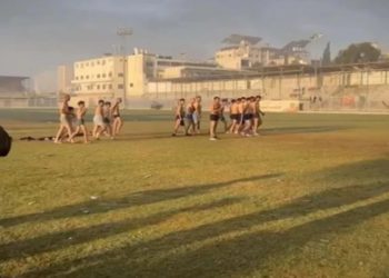 Imagens mostram crianças nuas e mulheres entre detidos em estádio de Gaza
