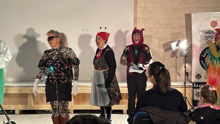 Elenco da Coof Cia Teatral