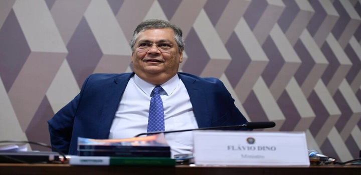 Dino suspende o pagamento de R$ 4,2 bilhões em emendas de comissão
