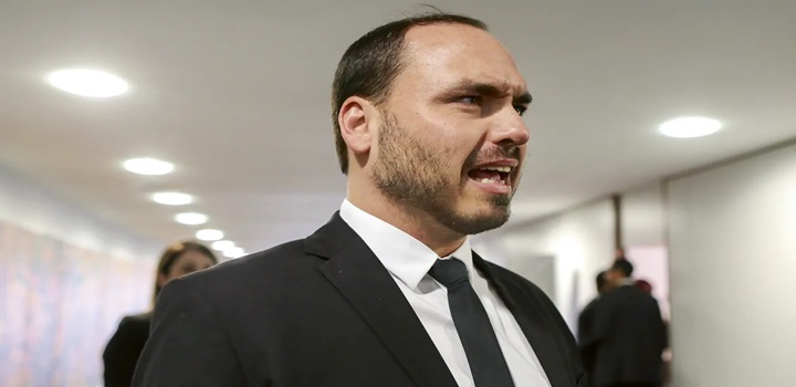 operação da pf contra carlos bolsonaro