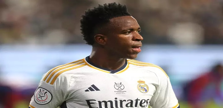 vinicius jr futebol arabe