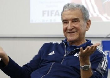 Carlos Alberto Parreira está em tratamento de quimioterapia há quatro meses, diz CBF