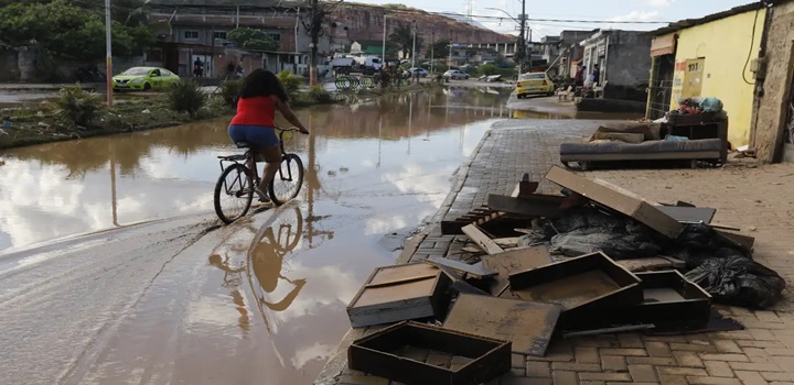 racismo ambiental enchentes no rj