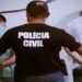'Crueldade maior que de Suzane Richtofen', diz delegado sobre jovem que matou pai e tentou matar mãe em SC