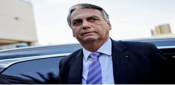 Passaporte de Bolsonaro é apreendido pela PF, diz defesa do ex-presidente