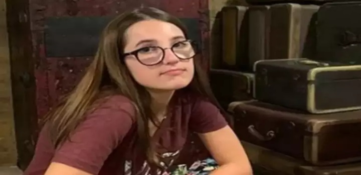 Jovem que matou amiga aos 14 anos é expulsa de faculdade de Medicina