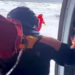 Foram resgatados, esta segunda-feira, 40 pescadores de um bloco de gelo que estava à deriva na Rússia