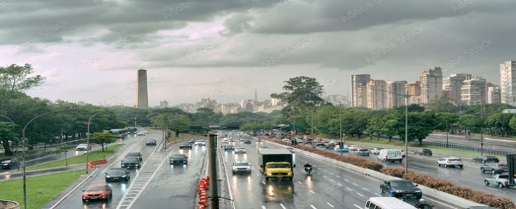 O Inmet (Instituto Nacional de Meteorologia) emitiu alerta amarelo, de perigo potencial para chuvas intensas, válido para até esta terça-feira (19) em 22 estados.