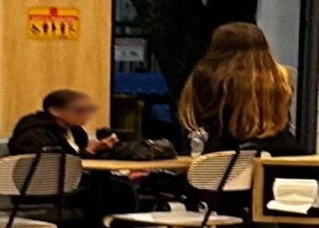 Mãe e filha moram em McDonald’s do LEBLON há três meses