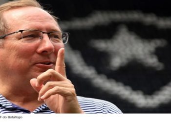 MULTA DE JOHN TEXTOR