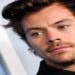 Dez anos sem ir a shows: Brasileira é condenada por perseguir Harry Styles após enviar oito mil cartas, na Inglaterra