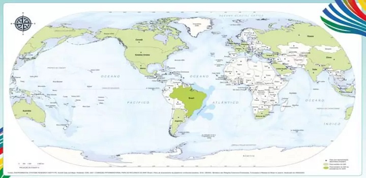 Mapa-múndi produzido pelo IBGE e que traz o Brasil no centro da Terra
Foto: Divulgação/IBGE