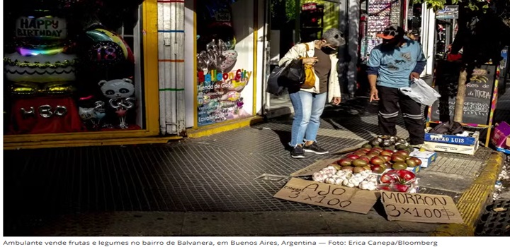 Recessão atinge em cheio a Argentina, e vendas despencam até 45%