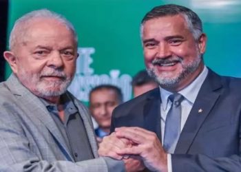 PAULO PIMENTA MINISTRO DA RECONSTRUÇÃO DO RS