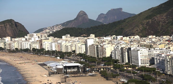 'Inflação Madonna': preços na orla de Copacabana sobem mais que no réveillon; reservas em quiosques chegam a custar R$ 4 mil