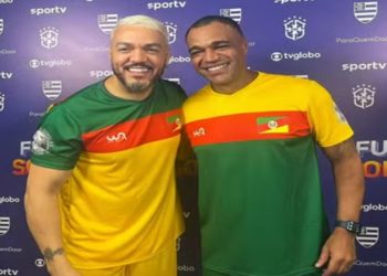 Após briga judicial, Belo e Denilson se encontram pela 1ª vez no Futebol Solidário: 'Faz parte da minha história'