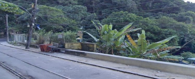 A israelense estava fazendo uma trilha perto da subida do morro do Corcovado, que dá para o Cristo Redentor